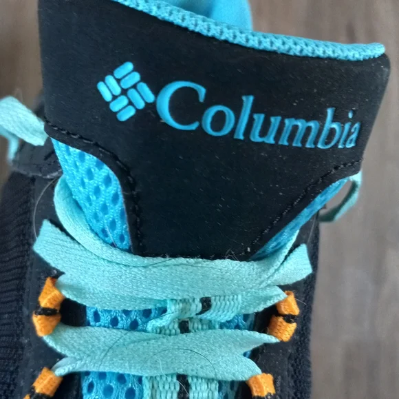 Columbia Shoes - Picture 10 of 11